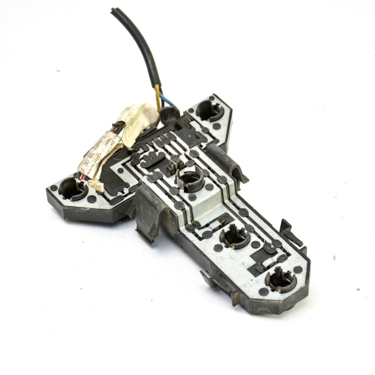 Soclu Bec / Suport Becuri VW GOLF 4 1997 - 2004 1J6945257, 1J6 945 257