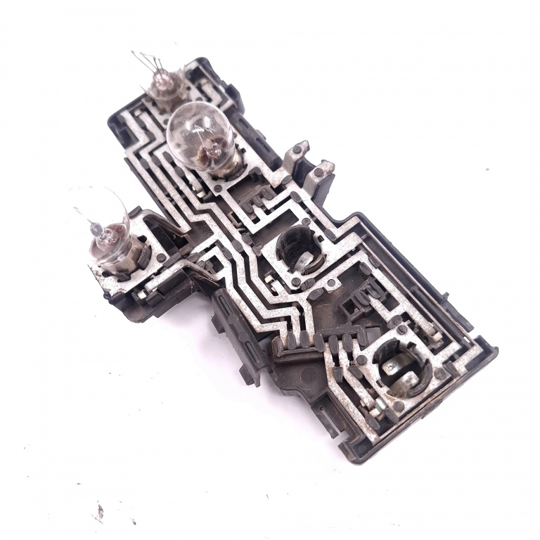 Soclu Bec / Suport Becuri Vw Passat B5, B5.5 1996-2005 3B9945258B, 392670R, N102510