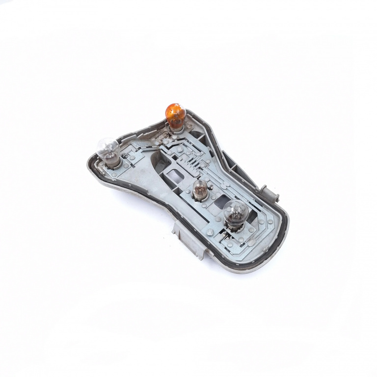Soclu Bec / Suport Becuri Vw Polo (9N, 9N3) 2002-2010 1.4 16V Bud Benzina 6Q6945257F, 965351 Hella