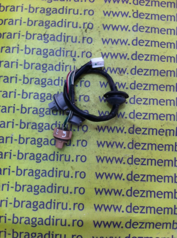 Soclu becuri lampa stop dreapta Lexus IS XE10 [1999 - 2005] Sedan 200 MT (155 hp) (JCE1_ GXE1_) IS200 SE 2.0