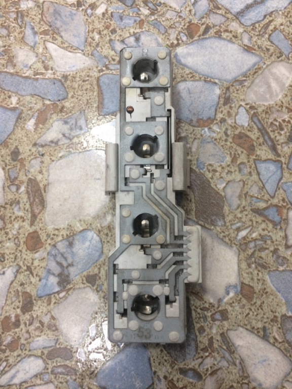Soclu becuri lampa stop dreapta Skoda Octavia [facelift] [2000 - 2010] Liftback 5-usi 1.9 TDI Euro IV MT (101 hp) (1U2)