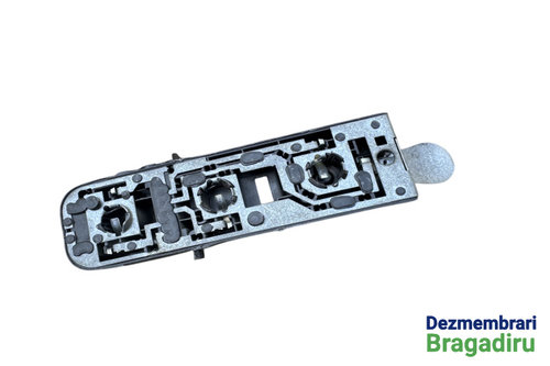 Soclu becuri lampa stop pe aripa stanga Cod: 151633-00 151633-00 Mercedes-Benz C-Class W203/S203/CL2...