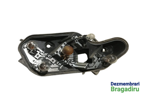 Soclu becuri lampa stop pe aripa stanga Opel Corsa D [2006 - 2011] Hatchback 5-usi 1.4 AT (90 hp) Co...