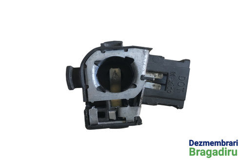 Soclu becuri lampa stop pe haion dreapta 1K5945260 Volkswagen VW Jetta 5 [2005 - 2011] Sedan 4-usi 1...