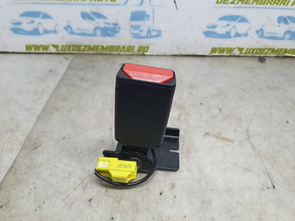 Soclu centura 31292085 Volvo V40 2 [2012 - 2016] 1.6 d D4162T