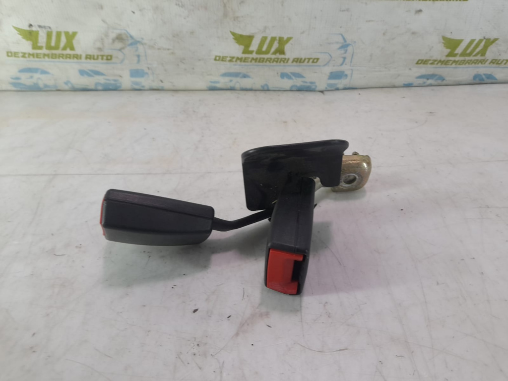 Soclu centura spate 8E085773901C Audi A4 B7 [2004 - 2008] 2.0 tdi BLB