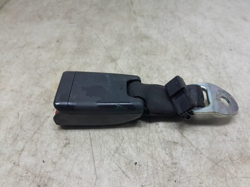 Soclu centura stanga spate Toyota Aygo 2 [2014 - 2020] 1.0 benzina 1KRFE