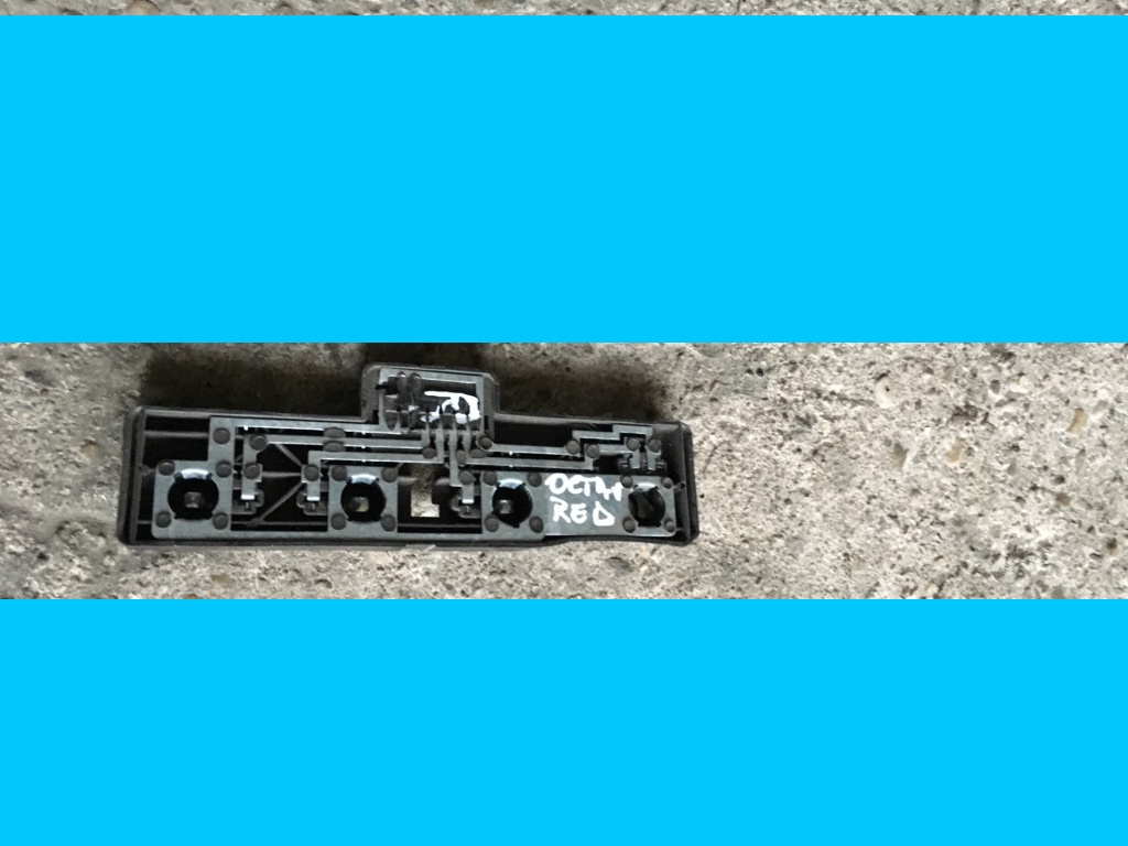 Soclu lampa stop dreapta Skoda Octavia [1996 - 2000] Combi wagon 5-usi 1.9 TDI MT (110 hp) (1U5)