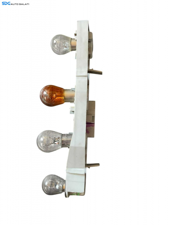 Soclu Plasa Suport Bec Becuri pentru Stop Lampa Tripla Stanga Ford Focus 2 Berlina Sedan Facelift 2007 - 2010 Cod 5M51-13N005-AC [B4352]