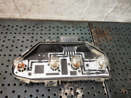 Soclu stanga vw transporter t5 7h 7h0945257a