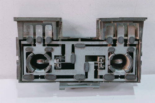Soclu Stop 333945259 Volkswagen VW Passat B4 [1993 - 1997]