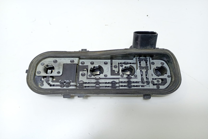 Soclu Stop dreapta 8E9945258 Audi A4 B6 [2000 - 2005]