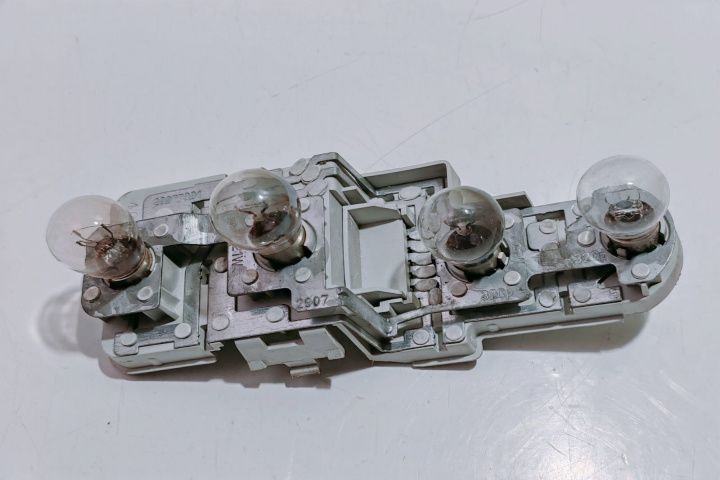 Soclu Stop Stanga 8L0945257 Audi A3 8L [1996 - 2000]