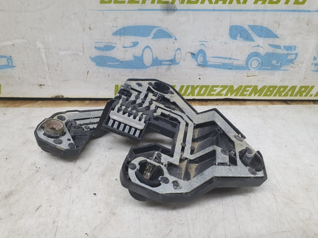 Soclu stop stanga Audi A4 B5 [1994 - 1999]