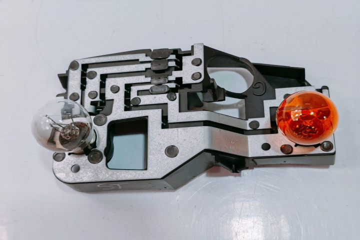 Soclu Stop Stanga B74PH2REN Renault Laguna 2 [2001 - 2005]