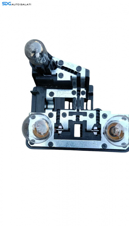 Soclu Suport Bec Becuri de la Stop Lampa Tripla Dreapta de pe Capota Portbagaj Audi A4 B8 2008 - 2015 [M8247]