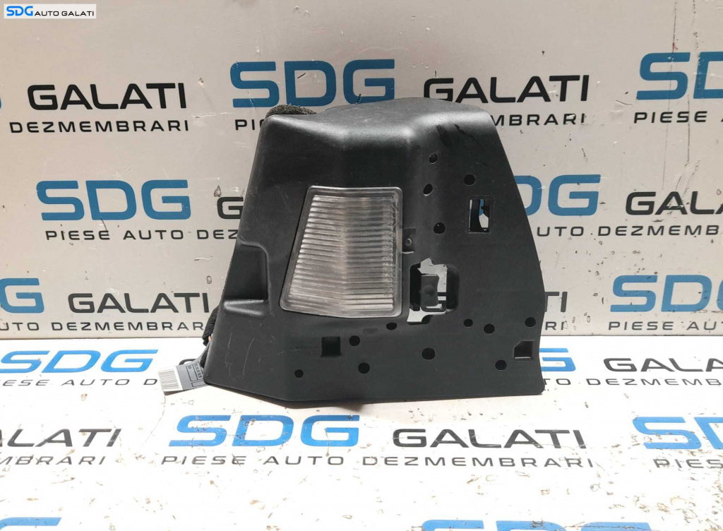 Soclu Suport Bec Becuri de la Stop Lampa Tripla Stanga de pe Aripa Caroserie BMW Seria 3 E46 1998 - 2006 Cod 8364925 [N0160]