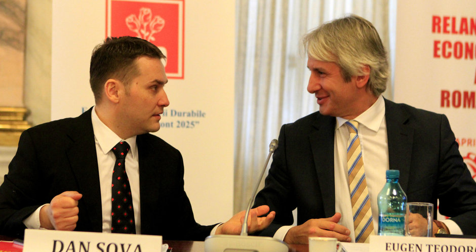 Soferii, bataia de joc a politicianului: PSD vrea scoaterea accizei la carburanti introdusa tot de ei Soferii, bataia de joc a politicianului: PSD vrea scoaterea accizei la carburanti introdusa tot de ei