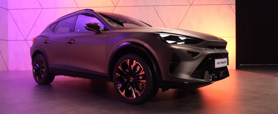 Soferii de Volkswagen Tiguan isi vor scoate rapid masinile la vanzare odata ce vor vedea noul Cupra Formentor Facelift. Modelul ibericilor se lauda cu un design exterior mai spectaculos ca oricand si nu mai putin de 333 de cai putere sub capota. Cum arata Soferii de Volkswagen Tiguan isi vor scoate rapid masinile la vanzare odata ce vor vedea noul Cupra Formentor Facelift. Modelul ibericilor se lauda cu un design exterior mai spectaculos ca oricand si nu mai putin de 333 de cai putere sub capota. Cum arata