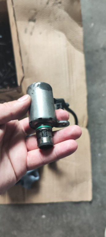 Solenoid Volvo xc60 2.0 D an 2010 2011 2012 2013 2014 2015 cod 30757801