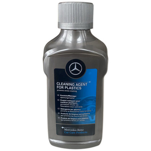 Solutie Curatat Si Intretinere Plastic Oe Mercedes-Benz 250ML A0019869471