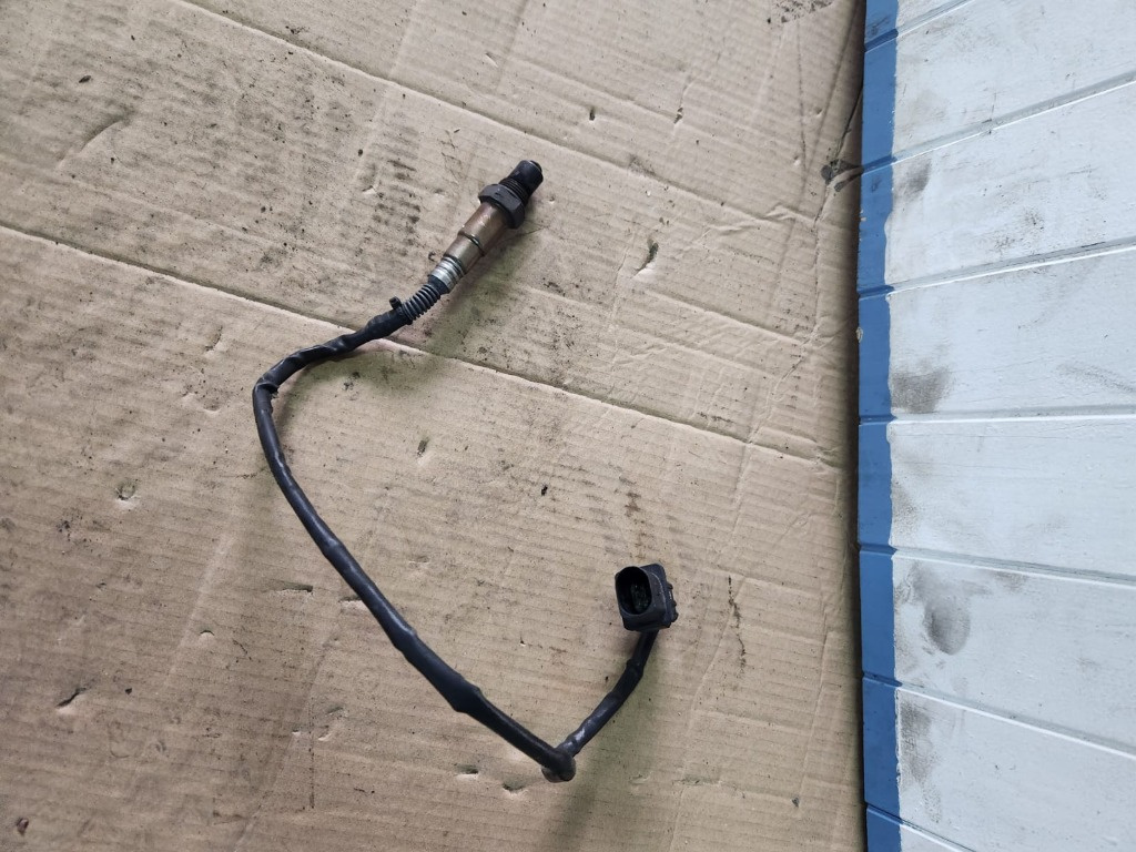 Sonda lambda Vw Passat B7 an de fabricatie 2012 Cod : 03L906262B
