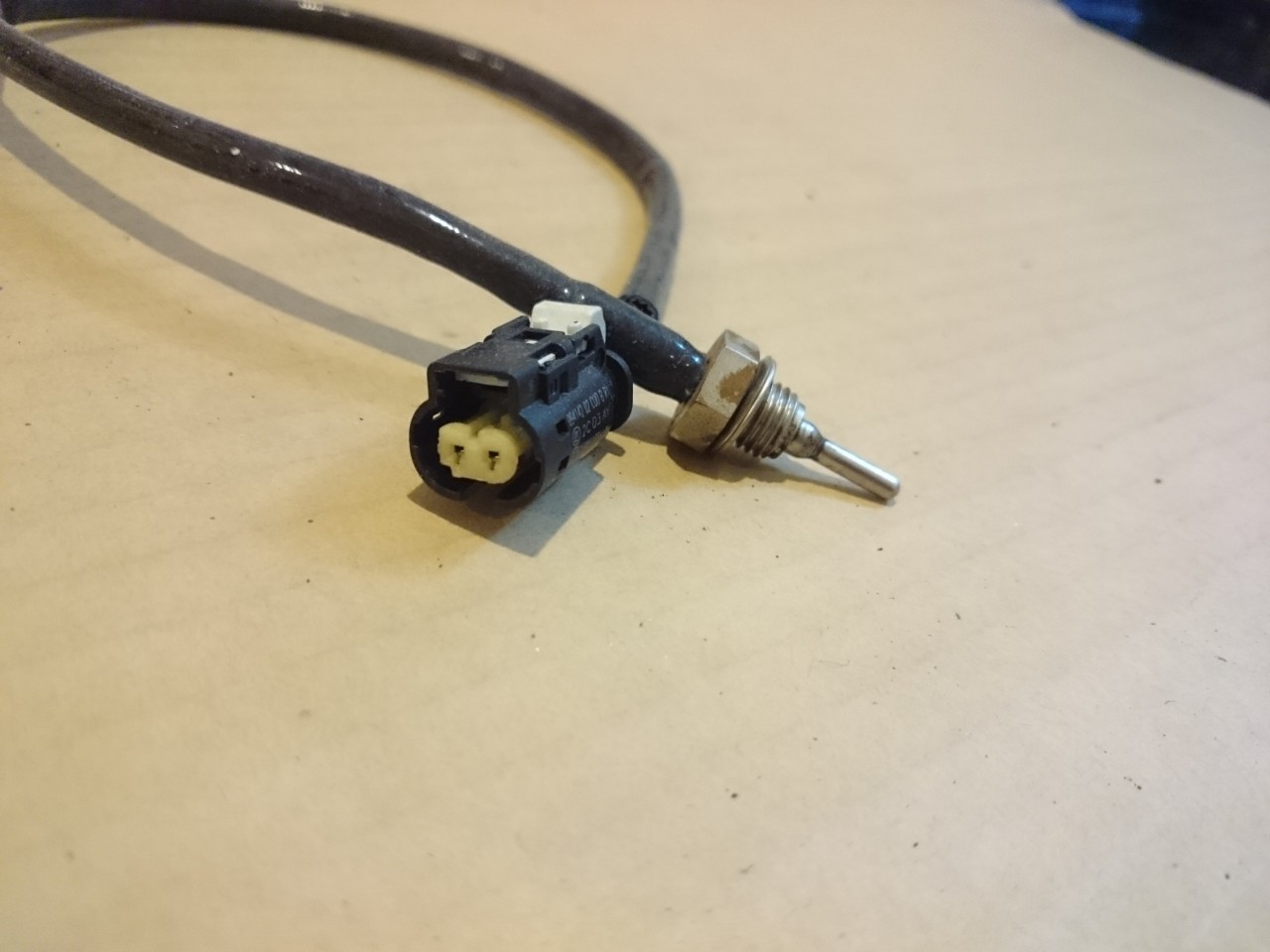 Sonda temperatura gaze BMW E91, X3 E83, X4 F26, E46 (2001-2005), F10 cod 7804177