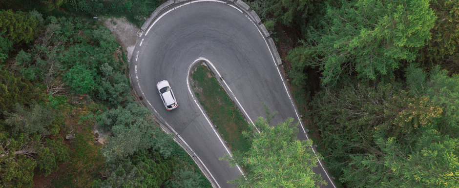 Sondaj Nokian Tyres: Comportamentul celorlalti participanti la trafic, considerat de soferi drept un risc principal in timpul condusului pe timp de vara Sondaj Nokian Tyres: Comportamentul celorlalti participanti la trafic, considerat de soferi drept un risc principal in timpul condusului pe timp de vara