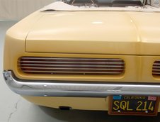 Sonny si Cher - Cuplul Mustang