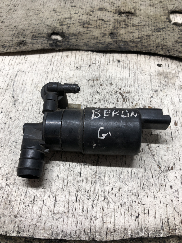 Spălător far dreapta Citroen C4 2012, 9632984980
