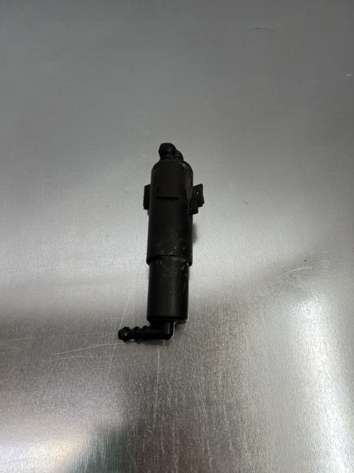 Spalator far dreapta Audi A4 B8 Avant 2.0 TDI DPF Multitronic, 143cp sedan 2010 (8K0955102)