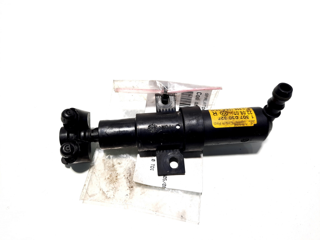 Spalator far dreapta, cod 3C0955104A, Vw Passat Variant (3C5) (id:517018)