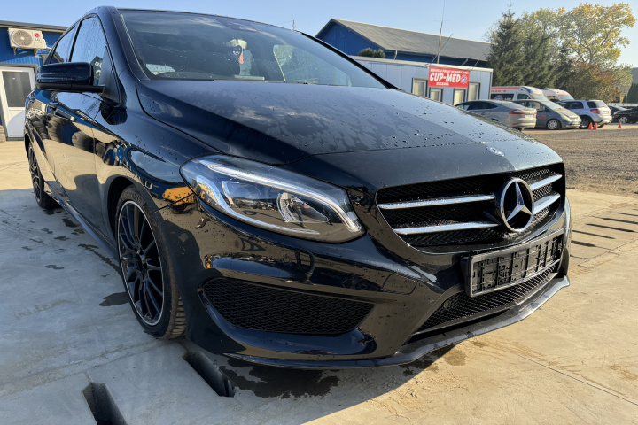 Spalator far dreapta Mercedes-Benz B-Class W246 [facelift] [2014 - 2020]