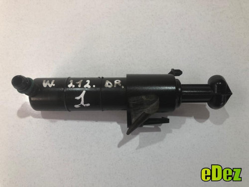 Spalator far dreapta Mercedes C-Class (2007-2010) [W204] A2128600047