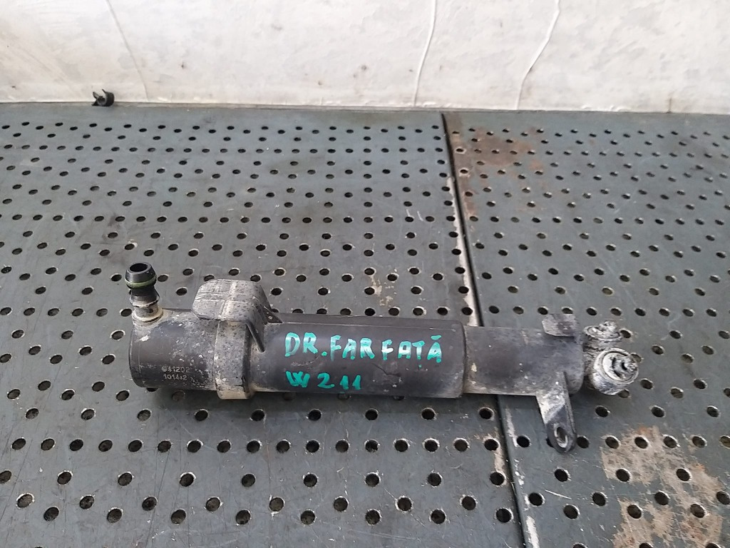 Spalator far dreapta mercedes e class w211 2118600647