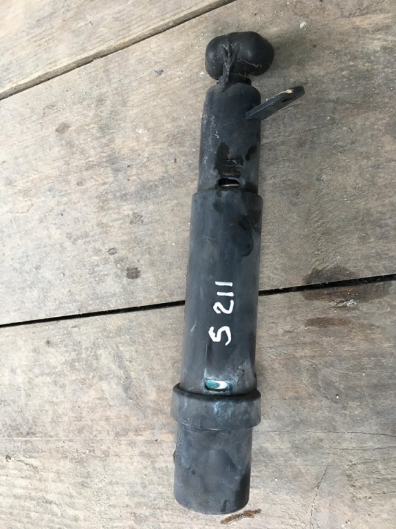 Spalator far Mercedes E class w211 2004