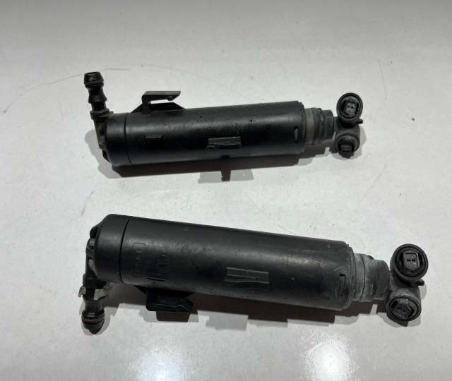Spalator far stanga 4H0955101 Audi A8 D4/4H [2010 - 2014]