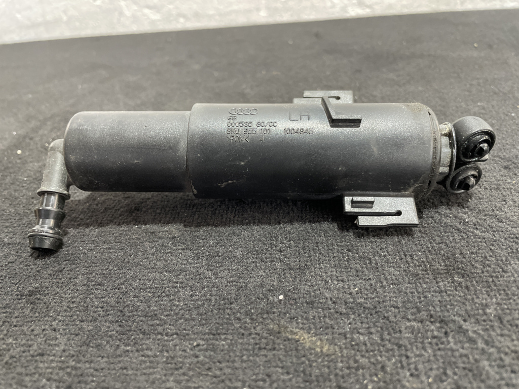 Spalator far stanga Audi A4 B8 2.0TDI, Sedan, Negru sedan 2010 (8K0955101)
