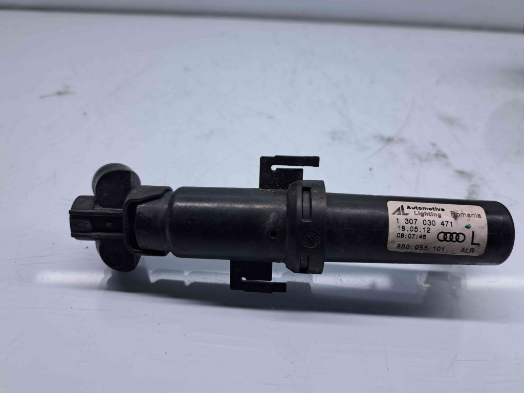 Spalator far stanga Audi Q5 (8RB) [Fabr 2008-2016] S-line 8R0955101