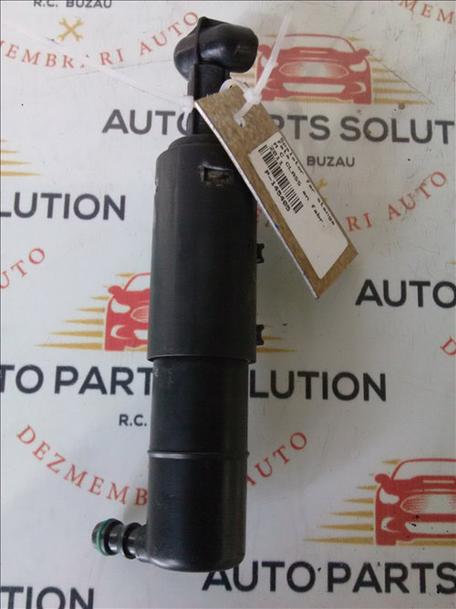 Spalator far stanga fata M C CLASS an fabr. 2011