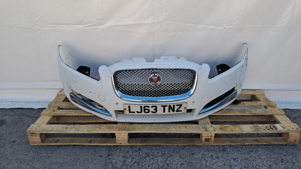 Spalator far stanga Jaguar XF an 2014
