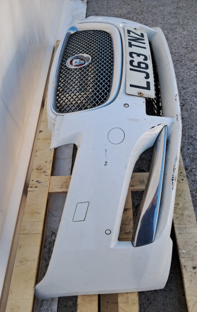 Spalator far stanga Jaguar XF [facelift] [2011 - 2015]