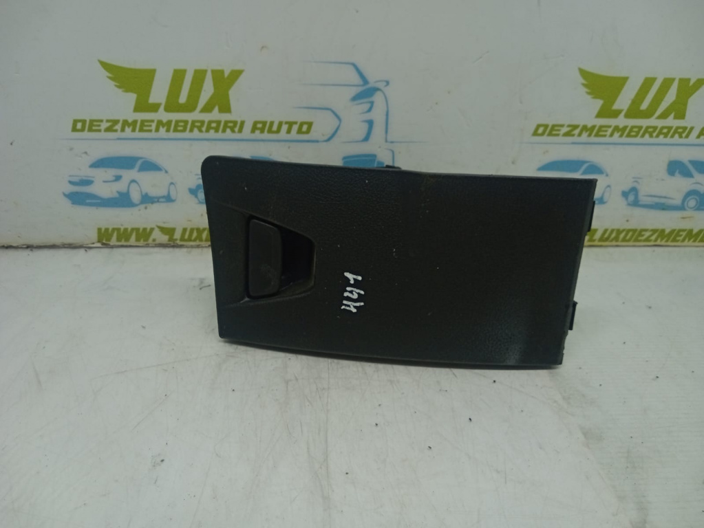 Spatiu depozitare Ford Focus 3 [facelift] [2014 - 2020] 1.5 TDCI AEDA