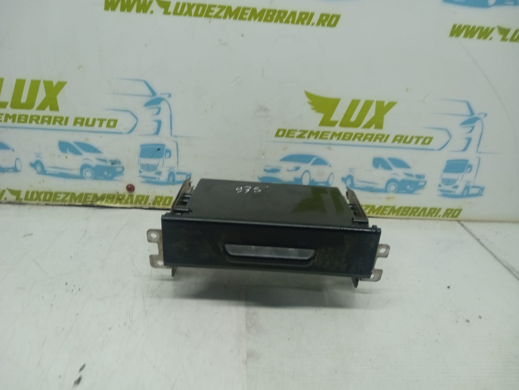 Spatiu depozitare Mitsubishi Pajero Sport [1996 - 2005] 2.5 D