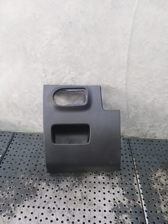 Spatiu depozitare opel corsa e 460029937