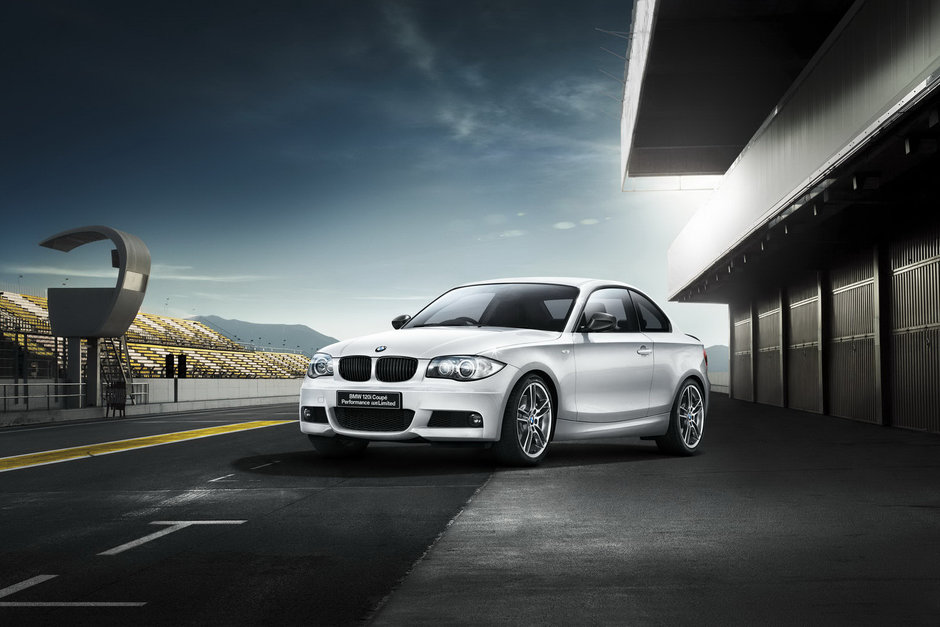 Special pentru Japonia: BMW 120i Coupe Performance Unlimited