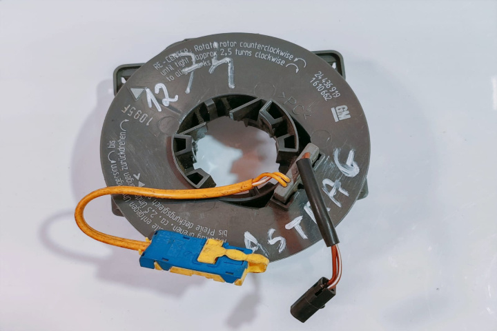 Spira Volan 24436919 Opel Zafira A [1999 - 2003]