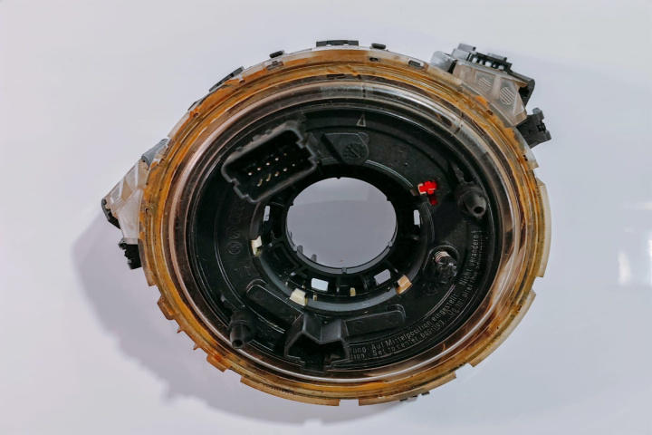 Spira volan 4E0953541A Audi A6 4F/C6 [facelift] [2008 - 2011]