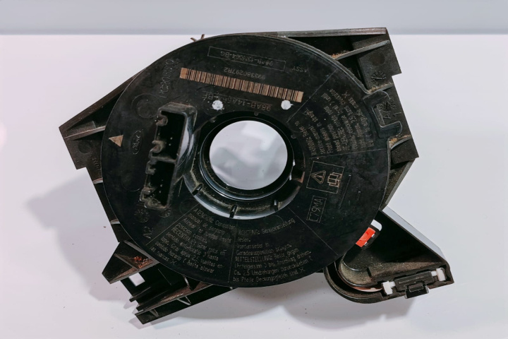 Spira Volan 98AB13N064BG Ford Focus [1998 - 2004]