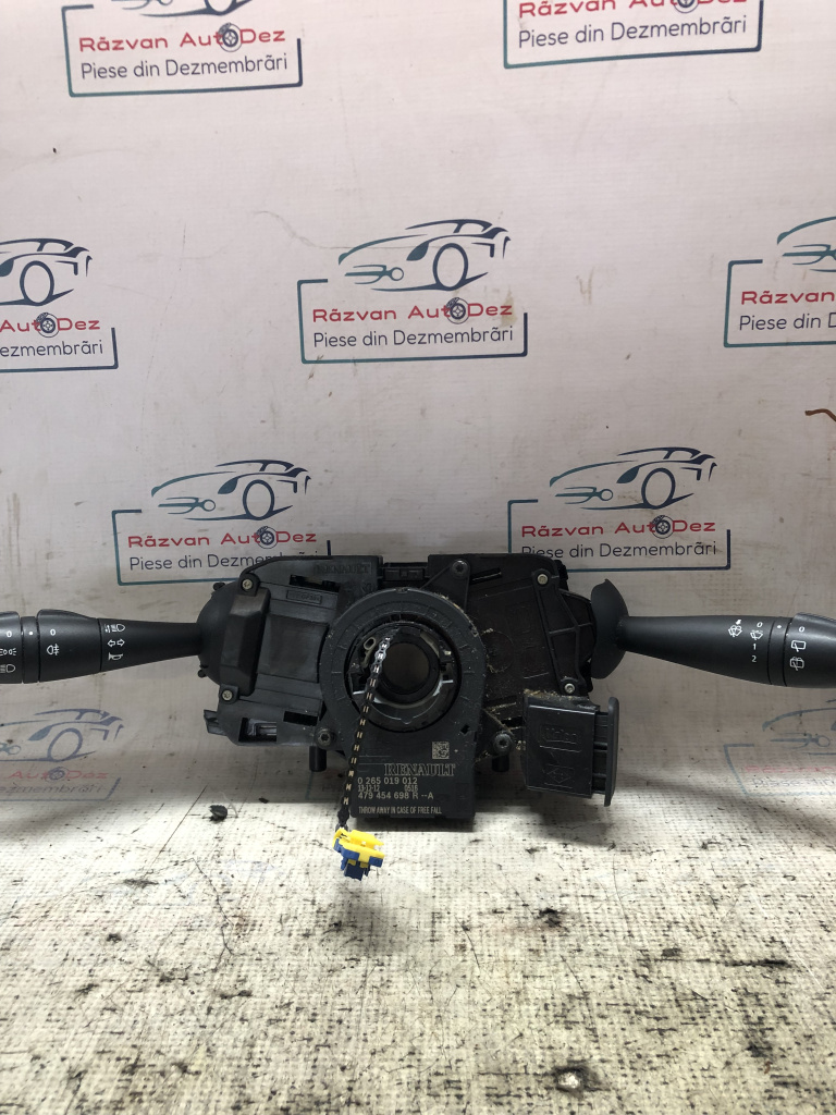 Spira volan + manete Dacia Duster 1.6 Benzina 2014, 479454698R / 681727472R